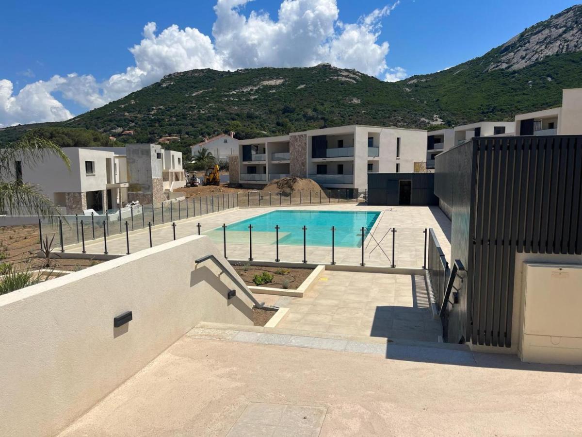 Apartment Calvi 2 Pieces Neuf - Vue Piscine 18 M - Proche - Location Par Semaine Complete *